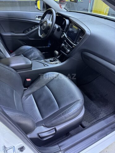 Kia K5-8