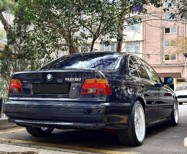 BMW 530 2001, 280,000 km - 3.0 l - Bakı