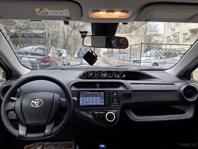 Toyota Aqua 2017, 111,000 km - 1.5 l - Bakı
