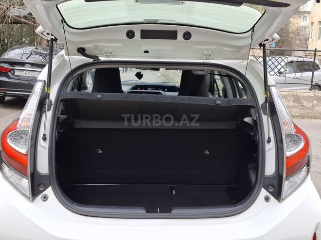 Toyota Aqua 2017, 111,000 km - 1.5 l - Bakı