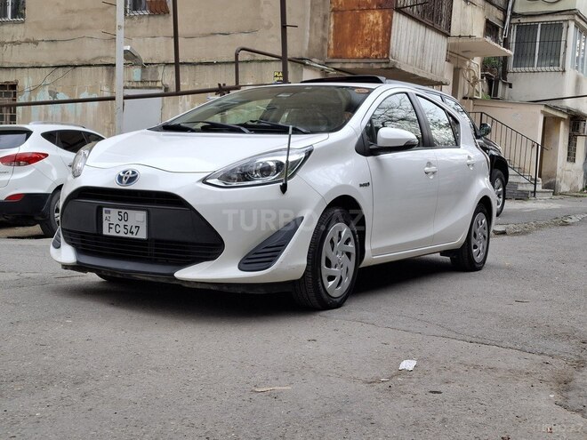 Toyota Aqua 2017, 111,000 km - 1.5 l - Bakı
