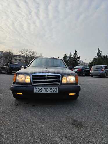 Mercedes E 230 1995, 340,000 km - 2.3 l - Bakı