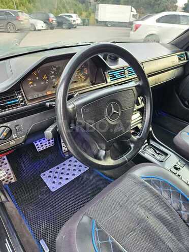 Mercedes E 230 1995, 340,000 km - 2.3 l - Bakı