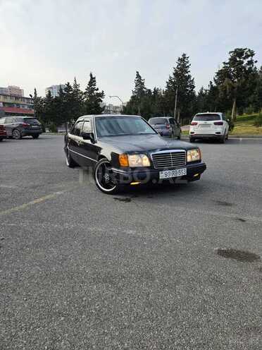 Mercedes E 230 1995, 340,000 km - 2.3 l - Bakı