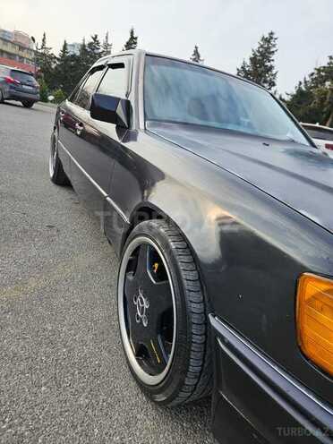 Mercedes E 230 1995, 340,000 km - 2.3 l - Bakı