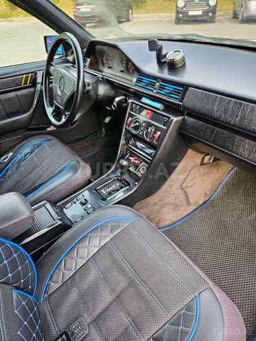 Mercedes E 230 1995, 340,000 km - 2.3 l - Bakı