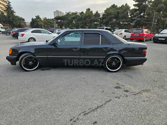 Mercedes E 230 1995, 340,000 km - 2.3 l - Bakı