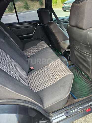 Mercedes E 230 1995, 340,000 km - 2.3 l - Bakı