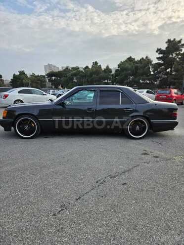 Mercedes E 230 1995, 340,000 km - 2.3 l - Bakı