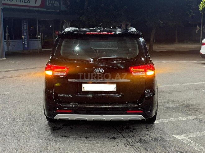 Kia Carnival 2016, 193,000 km - 2.2 l - Bakı