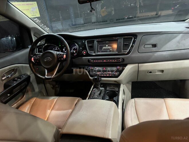 Kia Carnival 2016, 193,000 km - 2.2 l - Bakı