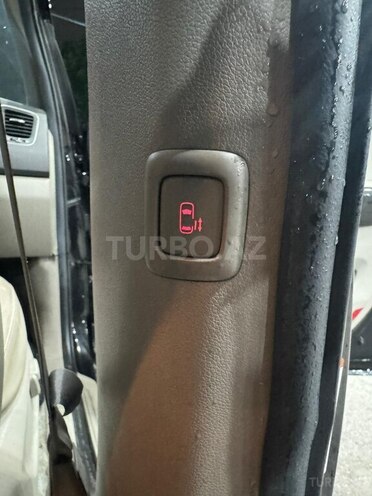 Kia Carnival 2016, 193,000 km - 2.2 l - Bakı