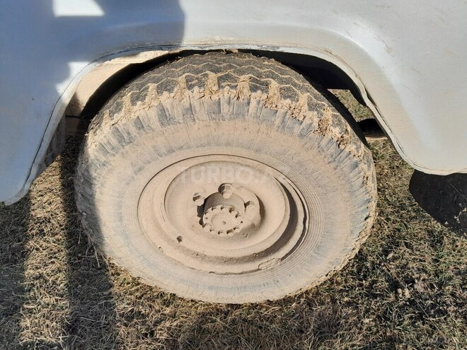 UAZ 452 2002, 12,050 km - 2.4 л - Quba