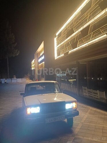 LADA (VAZ) 2107 2000, 95,000 km - 1.6 l - Qax