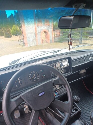 LADA (VAZ) 2107 2000, 95,000 km - 1.6 l - Qax