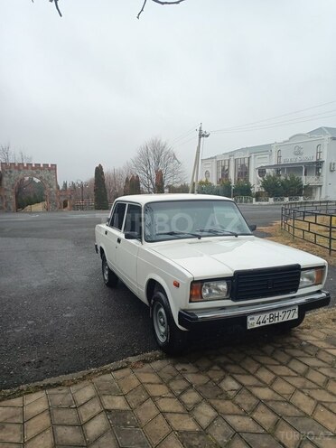 LADA (VAZ) 2107 2000, 95,000 km - 1.6 l - Qax
