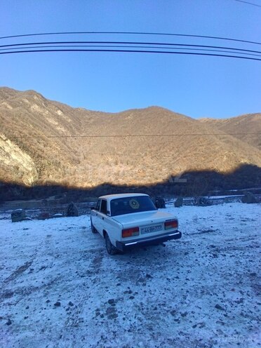 LADA (VAZ) 2107 2000, 95,000 km - 1.6 l - Qax