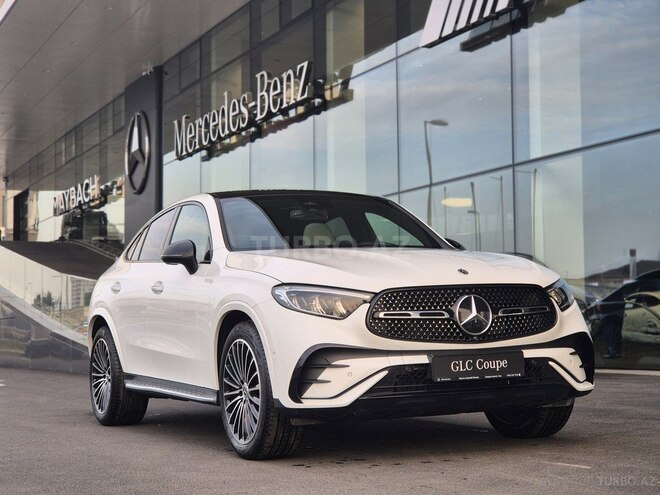 Mercedes GLC 200 4MATIC+ Coupe-1