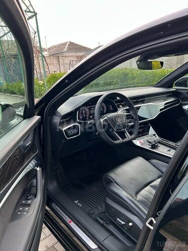 Audi A6-15
