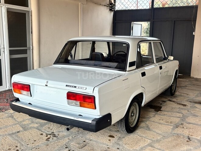 LADA (VAZ) 2107 2009, 95,000 km - 1.6 l - Bakı