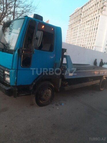 Mercedes Atego 818 1986, 450,000 km - 6.1 л - Bakı