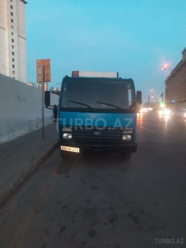 Mercedes Atego 818 1986, 450,000 km - 6.1 л - Bakı