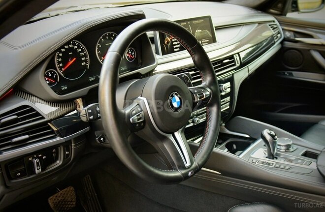 BMW X6 M 2015, 94,000 km - 4.4 л - Bakı