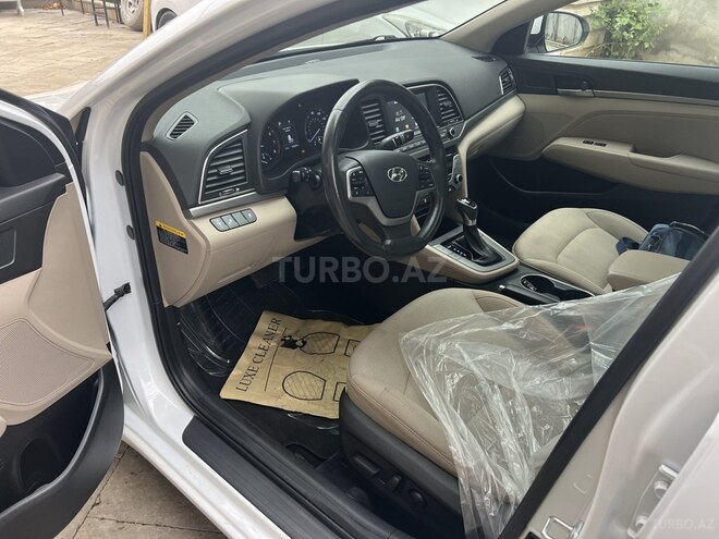 Hyundai Elantra 2017, 160,934 km - 2.0 l - Bakı
