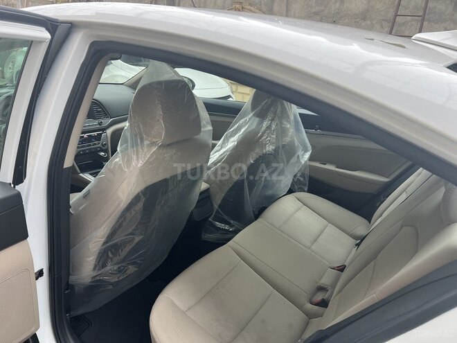 Hyundai Elantra 2017, 160,934 km - 2.0 l - Bakı