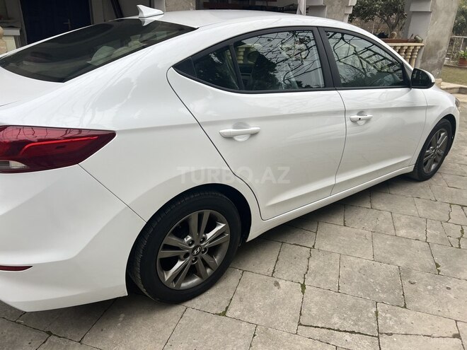 Hyundai Elantra 2017, 160,934 km - 2.0 l - Bakı