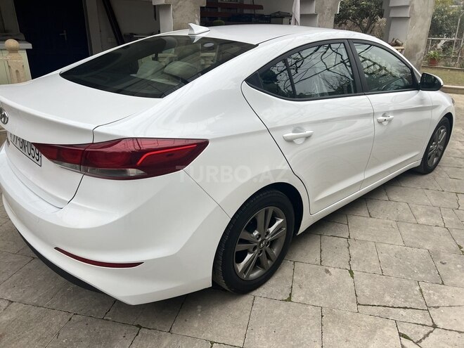 Hyundai Elantra 2017, 160,934 km - 2.0 l - Bakı