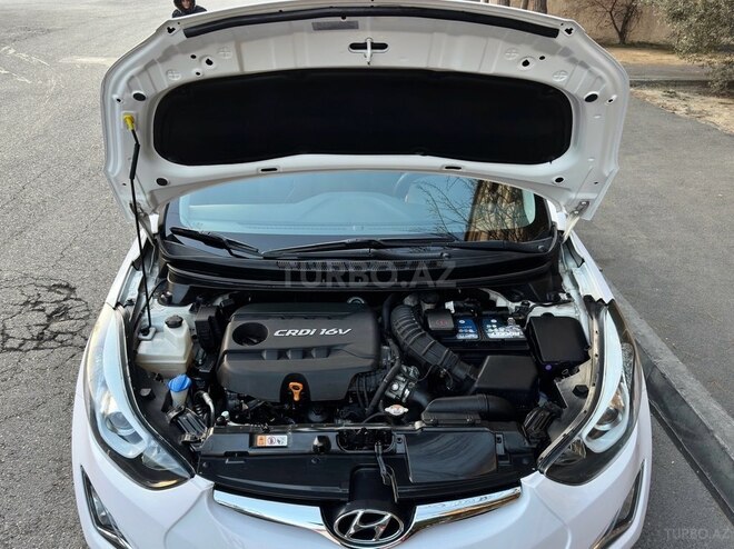 Hyundai Avante 2015, 171,800 km - 1.6 l - Bakı