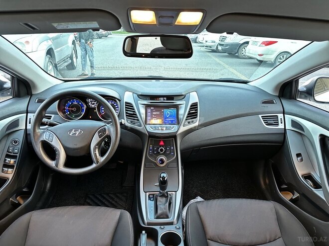 Hyundai Avante 2015, 171,800 km - 1.6 l - Bakı