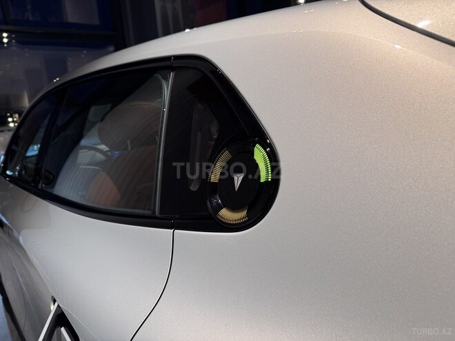 Changan Deepal S05-4