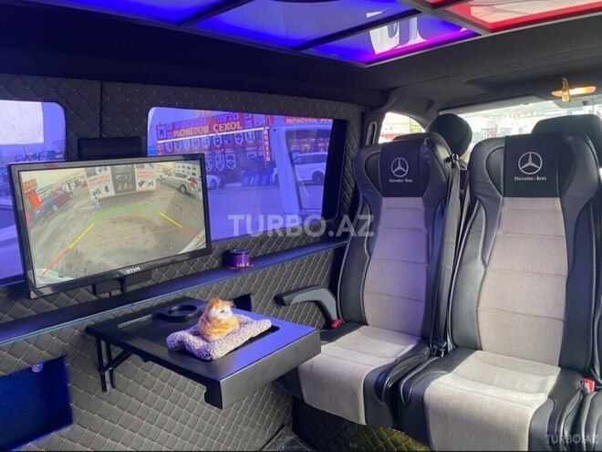 Mercedes Vito 111 2010, 260,000 km - 2.2 л - Bakı