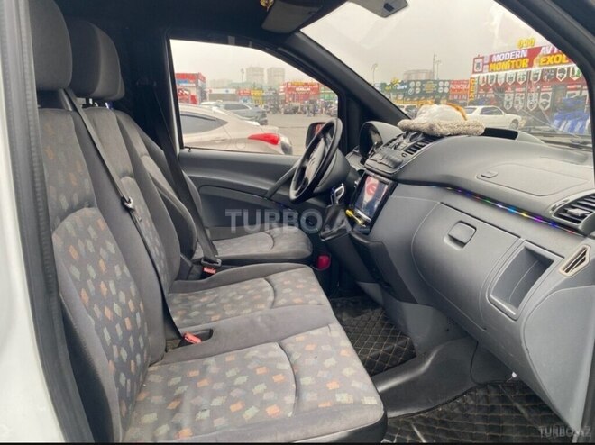 Mercedes Vito 111 2010, 260,000 km - 2.2 л - Bakı