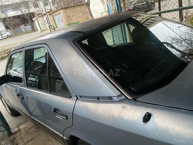 Mercedes E 260 1990, 850,000 km - 2.6 l - Bakı