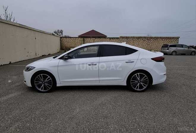 Hyundai Avante 2015, 185,000 km - 1.6 л - Sumqayıt