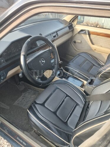 Mercedes C 250 d 1990, 150,000 km - 2.5 л - Ağdam