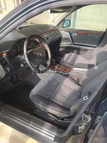 Mercedes E 240 1999, 401,000 km - 2.4 l - Hacıqabul