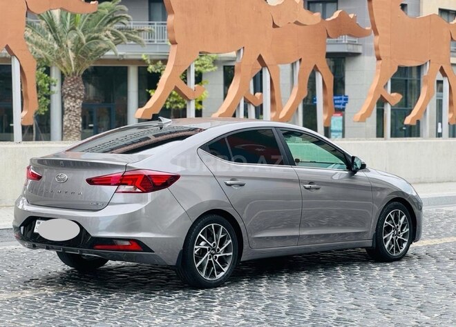 Hyundai Elantra 2019, 65,983 km - 2.0 l - Bakı