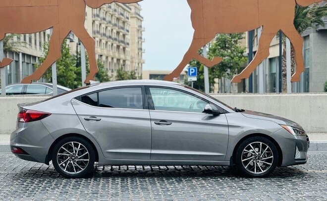 Hyundai Elantra 2019, 65,983 km - 2.0 l - Bakı