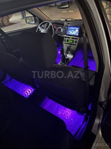 Toyota Corolla 2006, 367,000 km - 1.4 l - Xırdalan