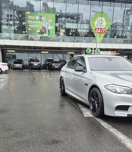 BMW 528 2014, 239,945 km - 2.0 l - Bakı
