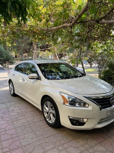 Nissan Altima-7