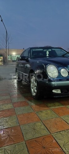 Mercedes E 220 d 1999, 227,765 km - 2.2 l - Sumqayıt