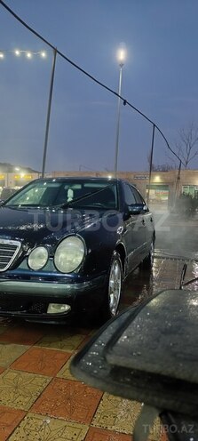 Mercedes E 220 d 1999, 227,765 km - 2.2 l - Sumqayıt