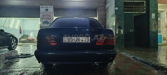 Mercedes E 220 d 1999, 227,765 km - 2.2 l - Sumqayıt