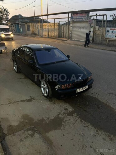 BMW 528 1999, 243,854 km - 2.8 l - Bakı