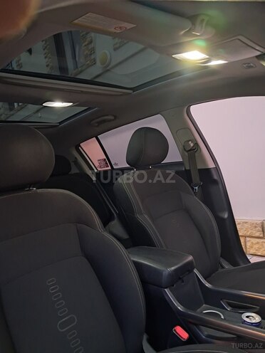 Kia Sportage 2010, 184,000 km - 2.0 л - Qazax